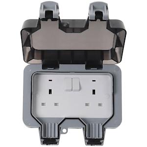 BG Ext Twin Socket